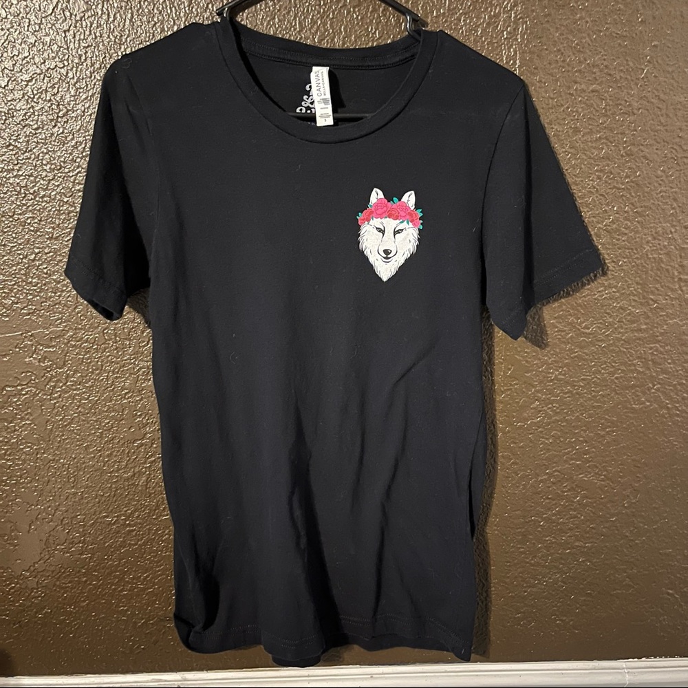 Black Short Sleeve Tee with Wolf by Her Little Wolves, Size Small